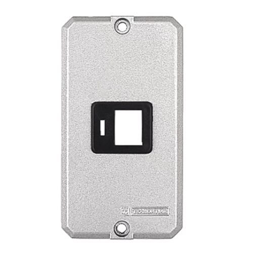 Imagem Produto TAMPA P/CONDULETE ALUMINIO SEM PINTURA 1 ESPACO RJ45 1/2", 3/4"" - TRAMONTINA